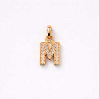 Dije Inicial M 1.01gr / 1.5cm x 0.7cm